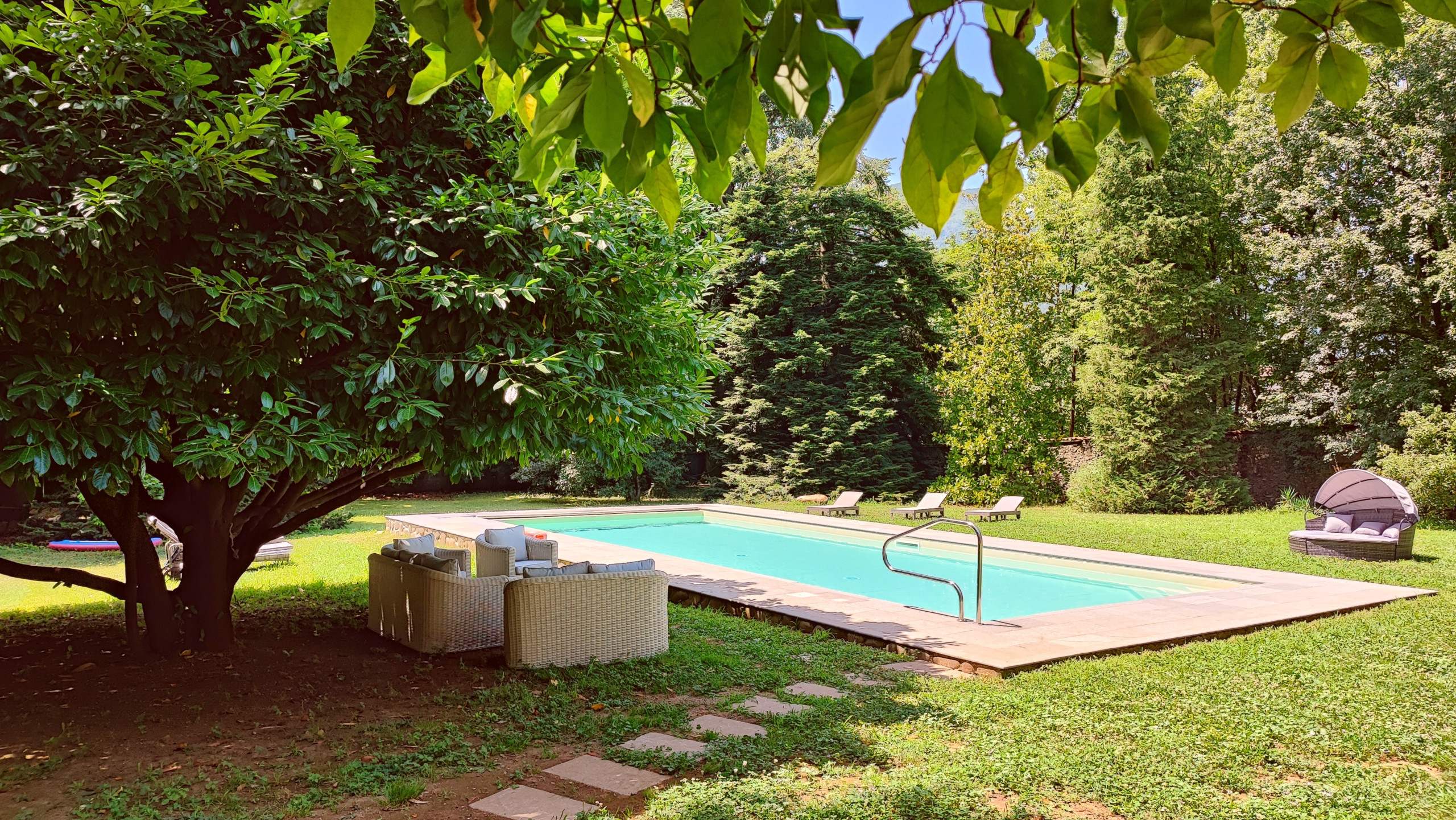 Villa a Piano di Coreglia - La Vaseria, Country House with Secret Garden