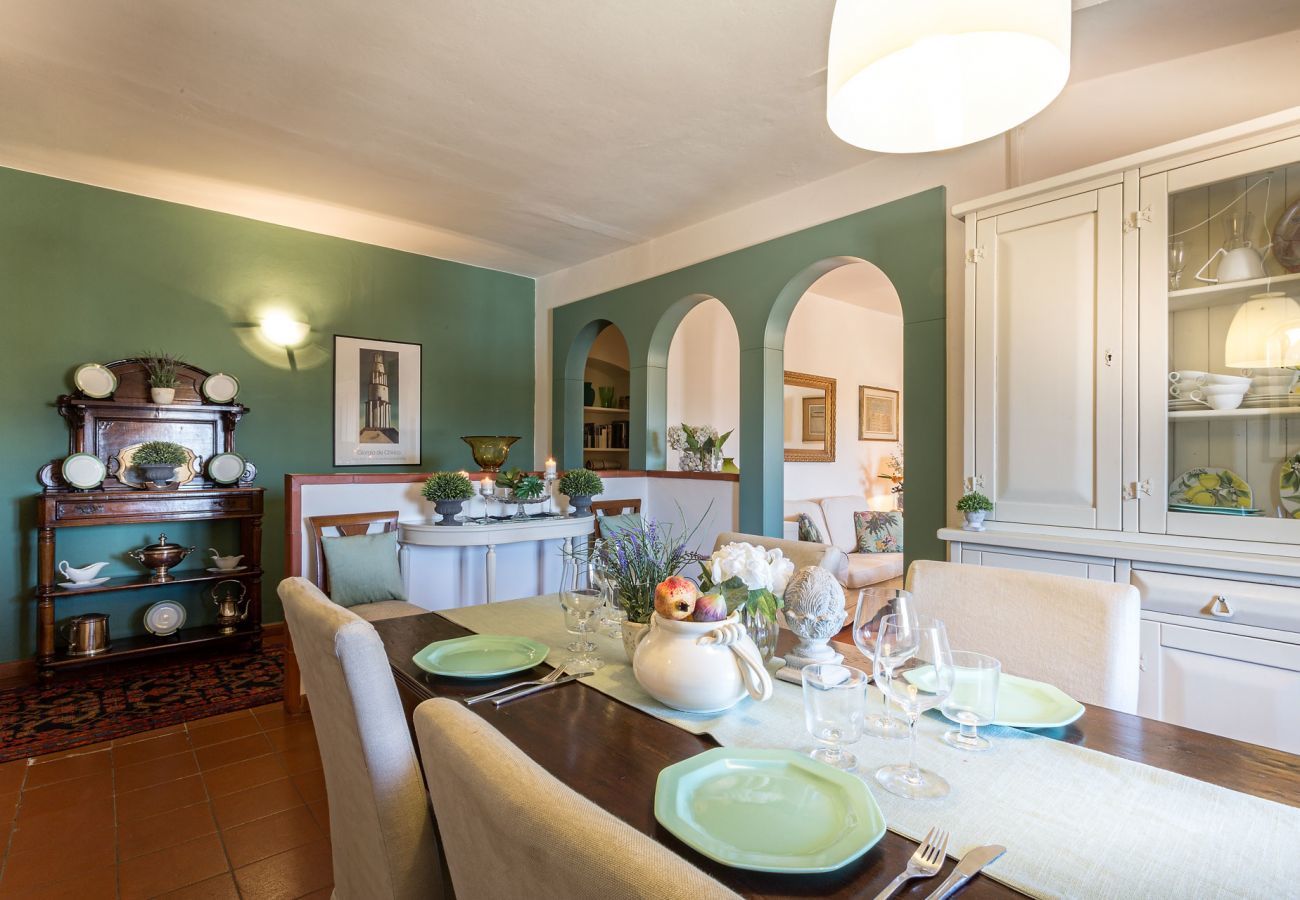 Appartamento a Lucca - 2 Bedrooms Spacious Apartment with Elevator in Lucca