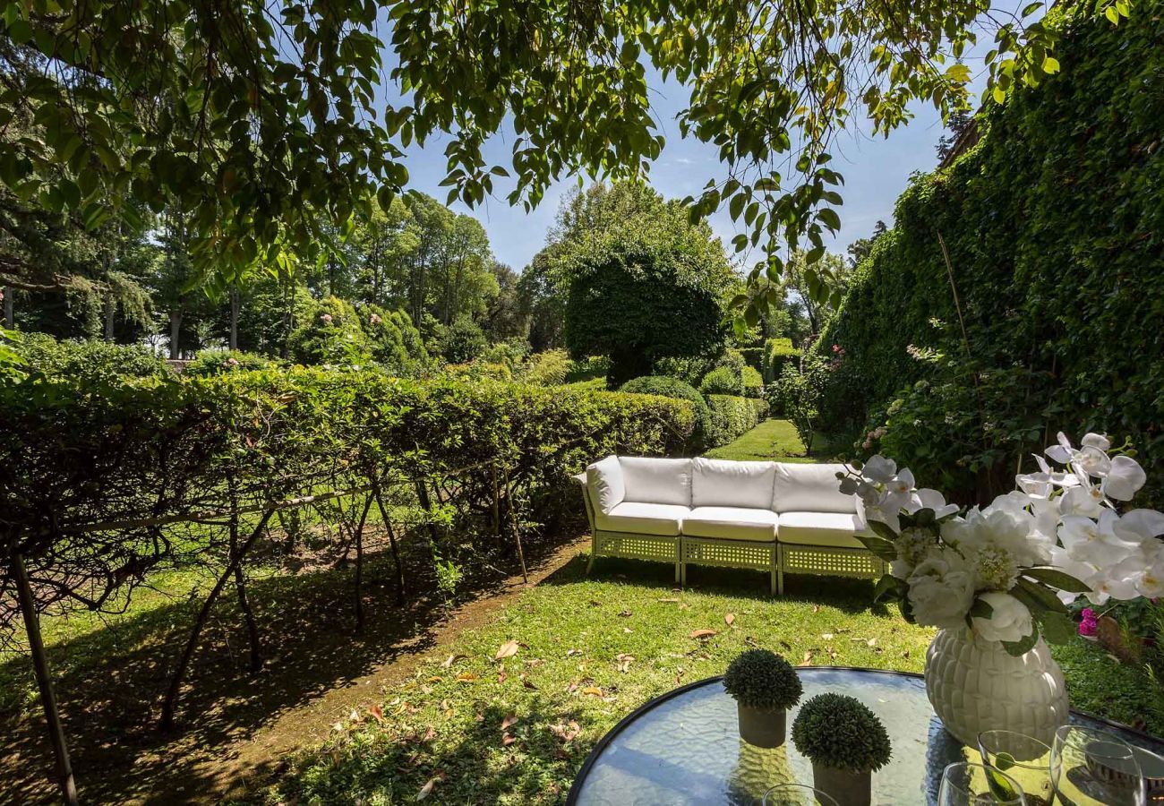 Appartamento a Lucca - CASA BEATRICE, an Apartment with Private Garden inside the Walls of Lucca
