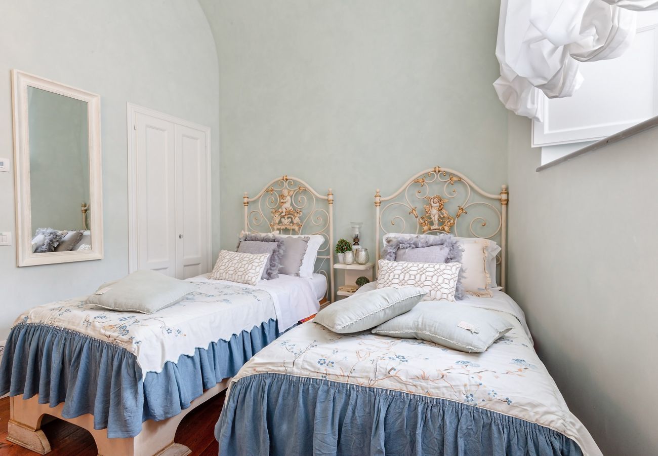 Appartamento a Lucca - Spacious Ground Floor Apartment with Private Garden Inside the Walls of Lucca