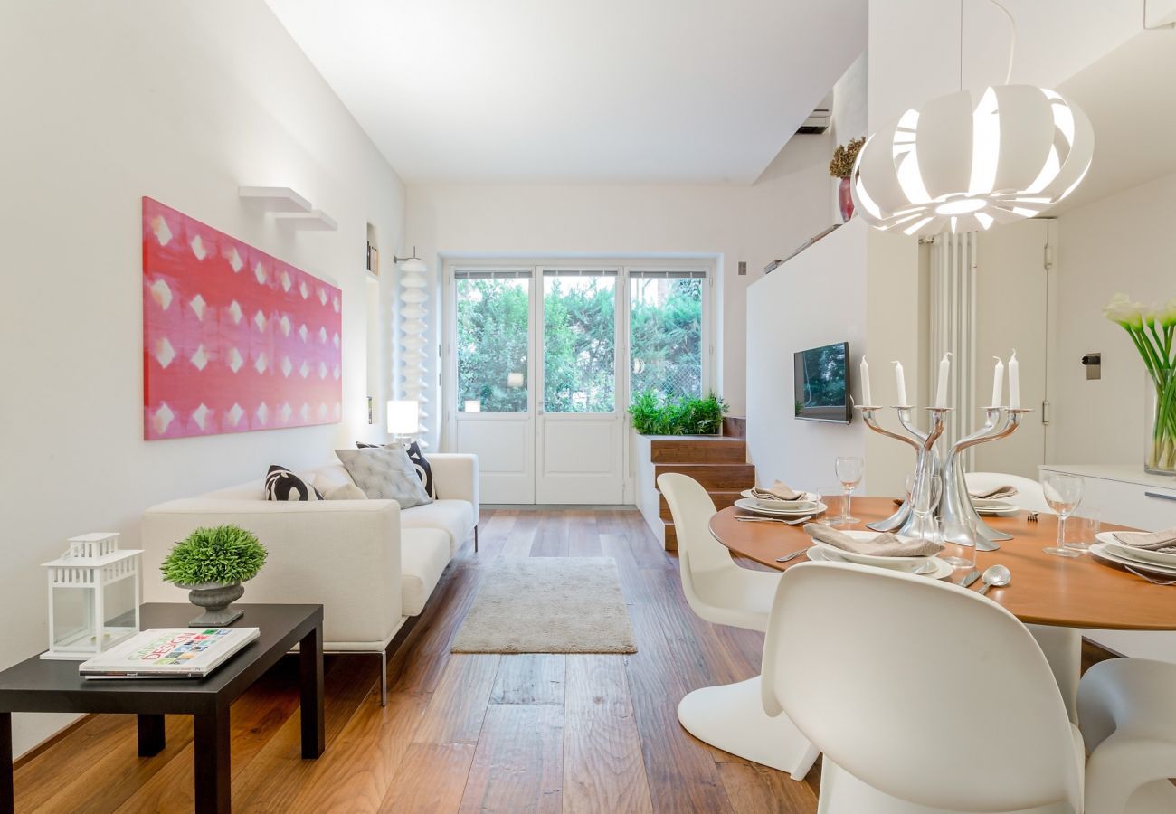 Appartamento a Lucca - Contemporary Apartment with Garden and Parking