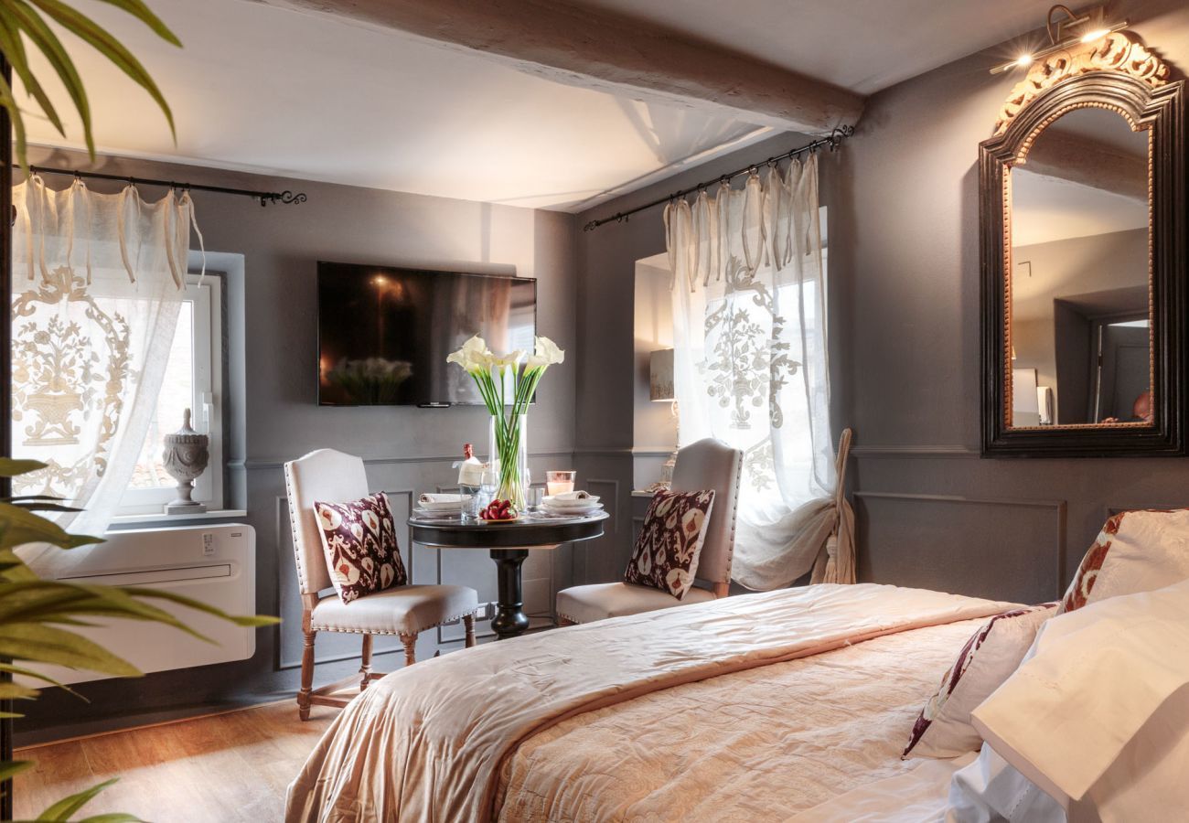 Appartamento a Lucca - Palatial Suite: Luxurious Living Amidst Lucca’s Timeless Charm