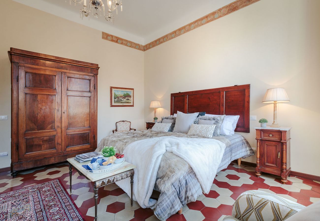 Appartamento a Lucca - SANTA CROCE Apartment, Central and Convenient