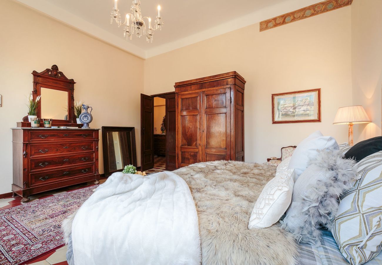 Appartamento a Lucca - SANTA CROCE Apartment, Central and Convenient