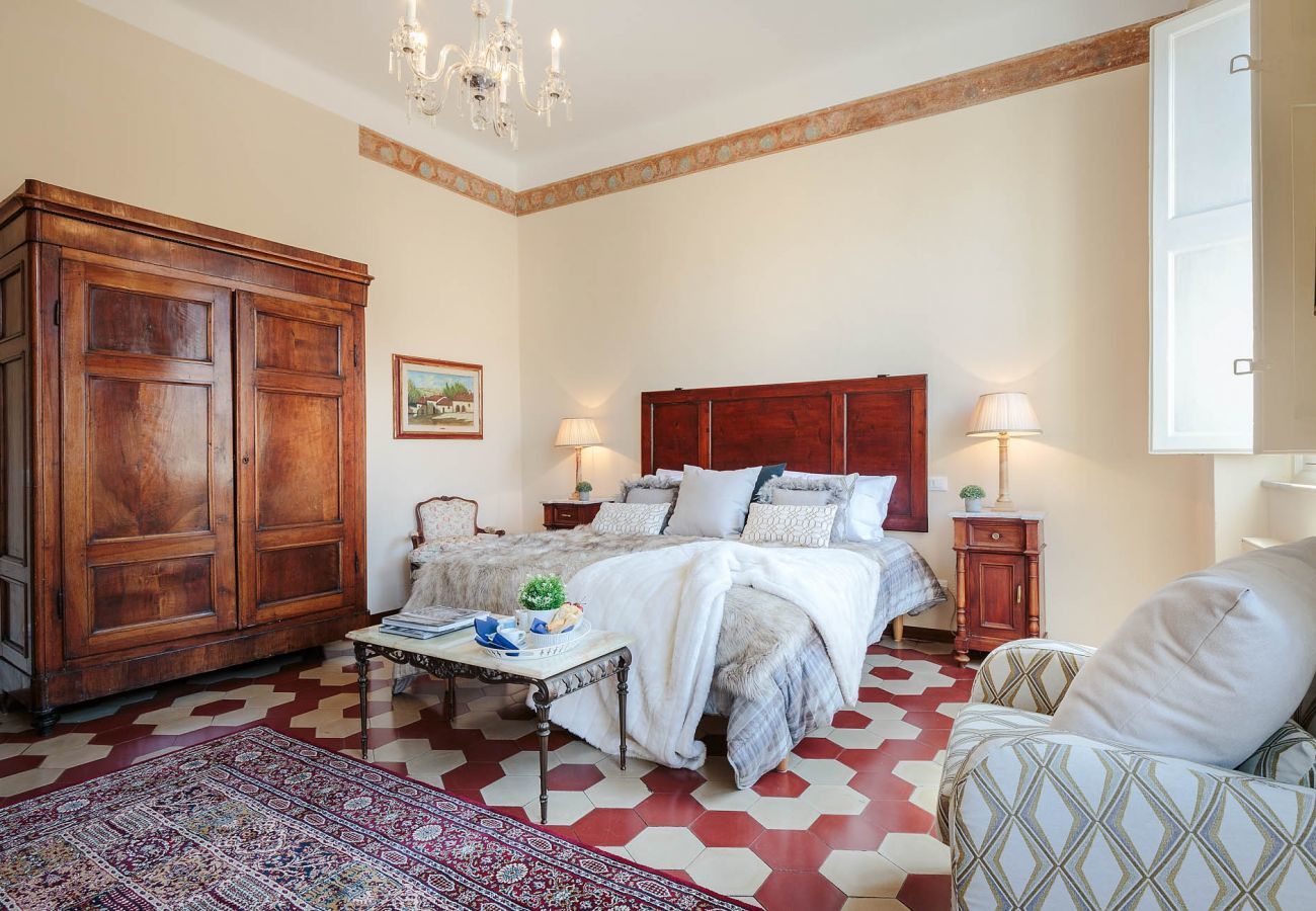 Appartamento a Lucca - SANTA CROCE Apartment, Central and Convenient