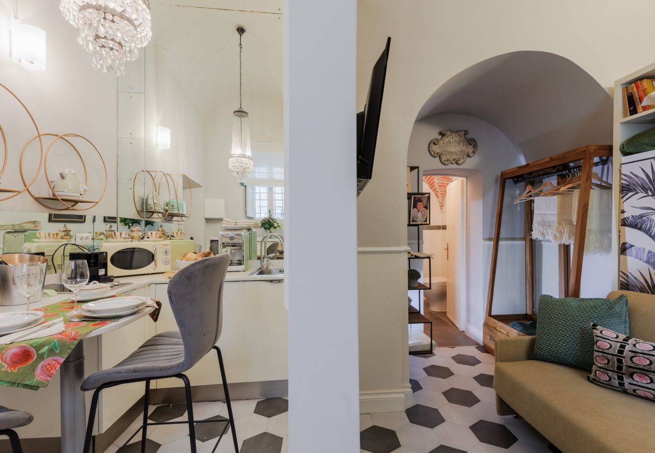 Appartamento a Lucca - Busdraghi Studio, a stylish studio along Via Fillungo inside the walls of Lucca05