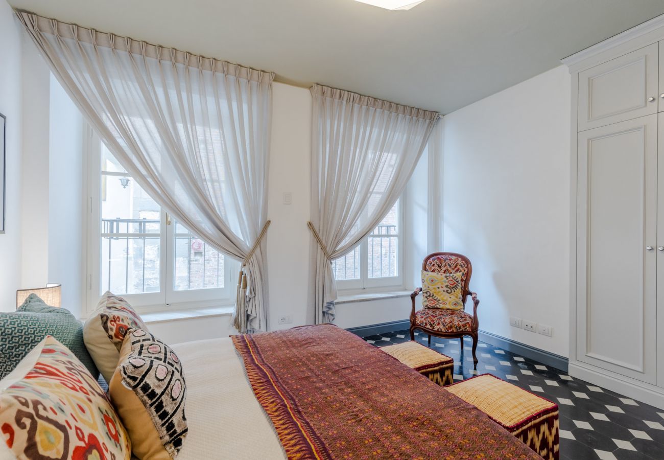 Appartamento a Lucca - Smart and Luxury 2 bedrooms 2 bathrooms first floor apartment centrally located inside the walls of Lucca