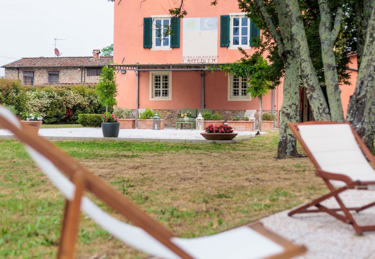 Villa a Badia Cantignano - Simple Genuine 4 bedrooms Farmhouse with Private Garden