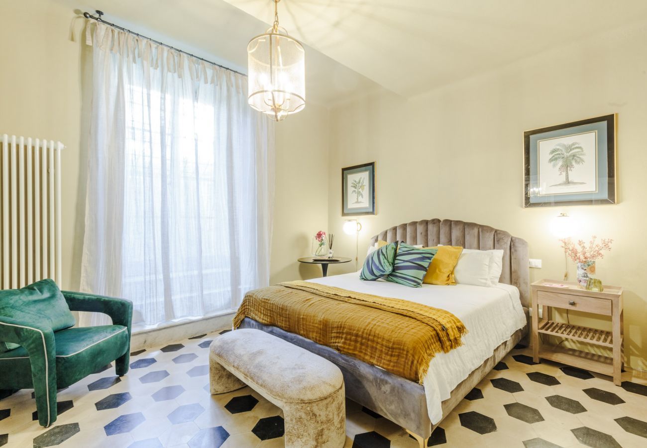 Appartamento a Lucca - Vissi D'Arte, a Luxury Ground Floor Apartment with Private Garden inside the Walls of Lucca