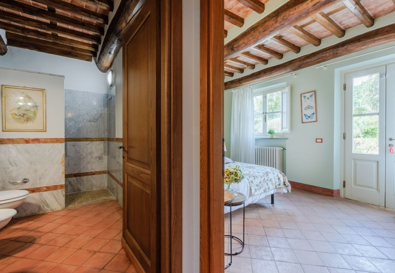 Appartamento a Monte San quirico - One Bedroom Farmhouse Apartment with shared Pool in Fattoria Sardi Wine Resort in Lucca