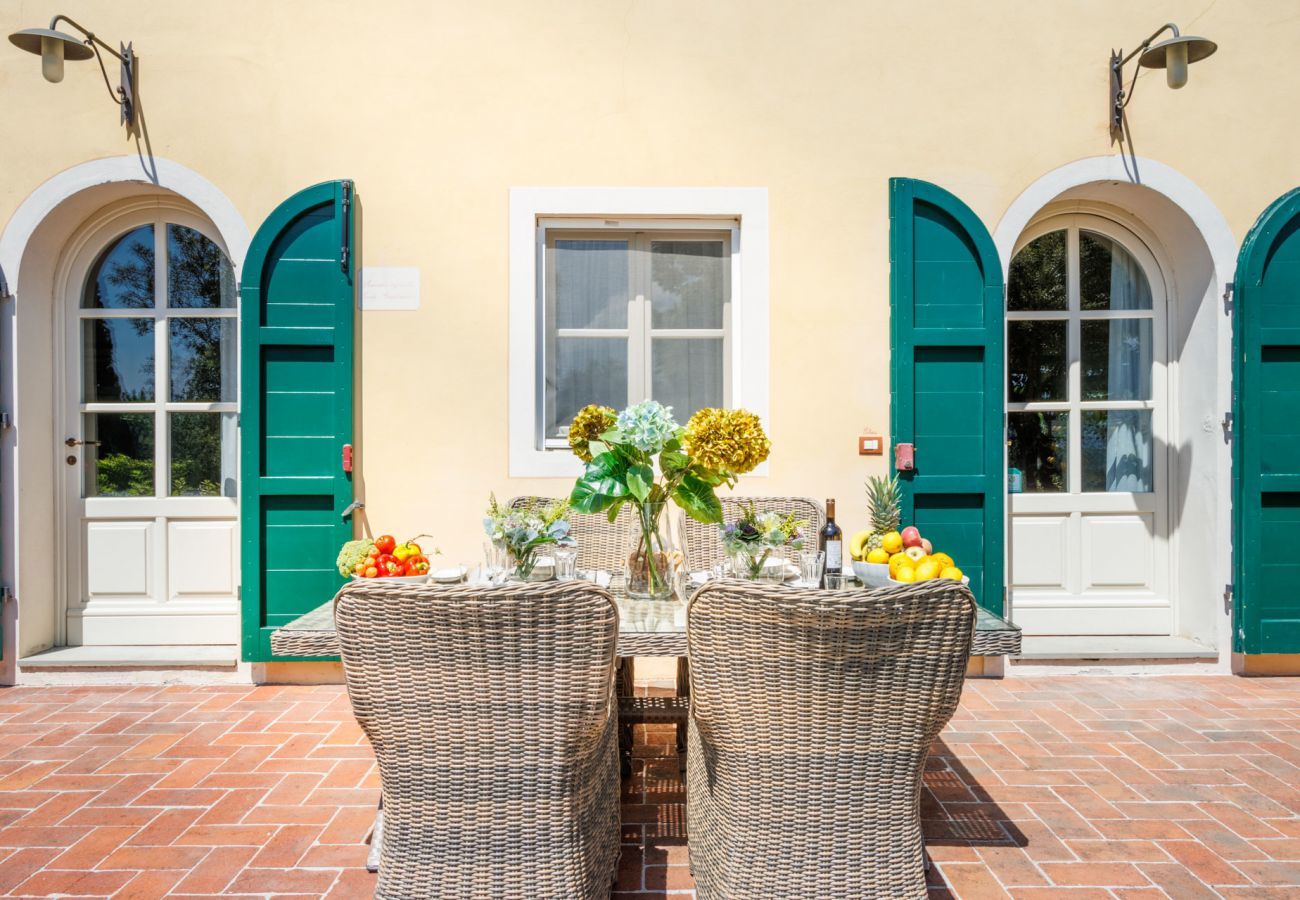 Appartamento a Monte San quirico - Elisa Farmhouse Apartment in Wine Resort in Lucca