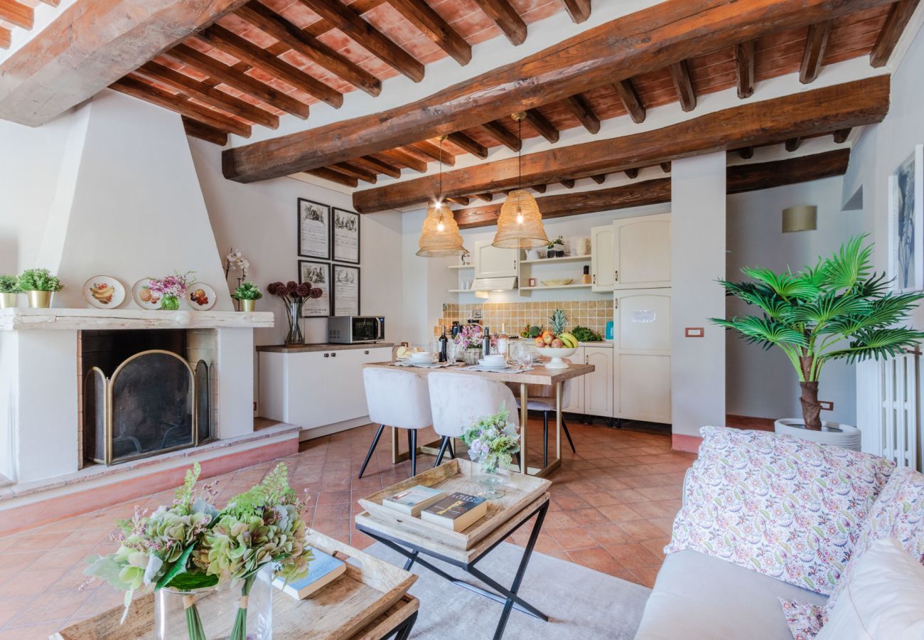 Appartamento a Monte San quirico - Jacopo Farmhouse Apartment in Wine Resort in Lucca