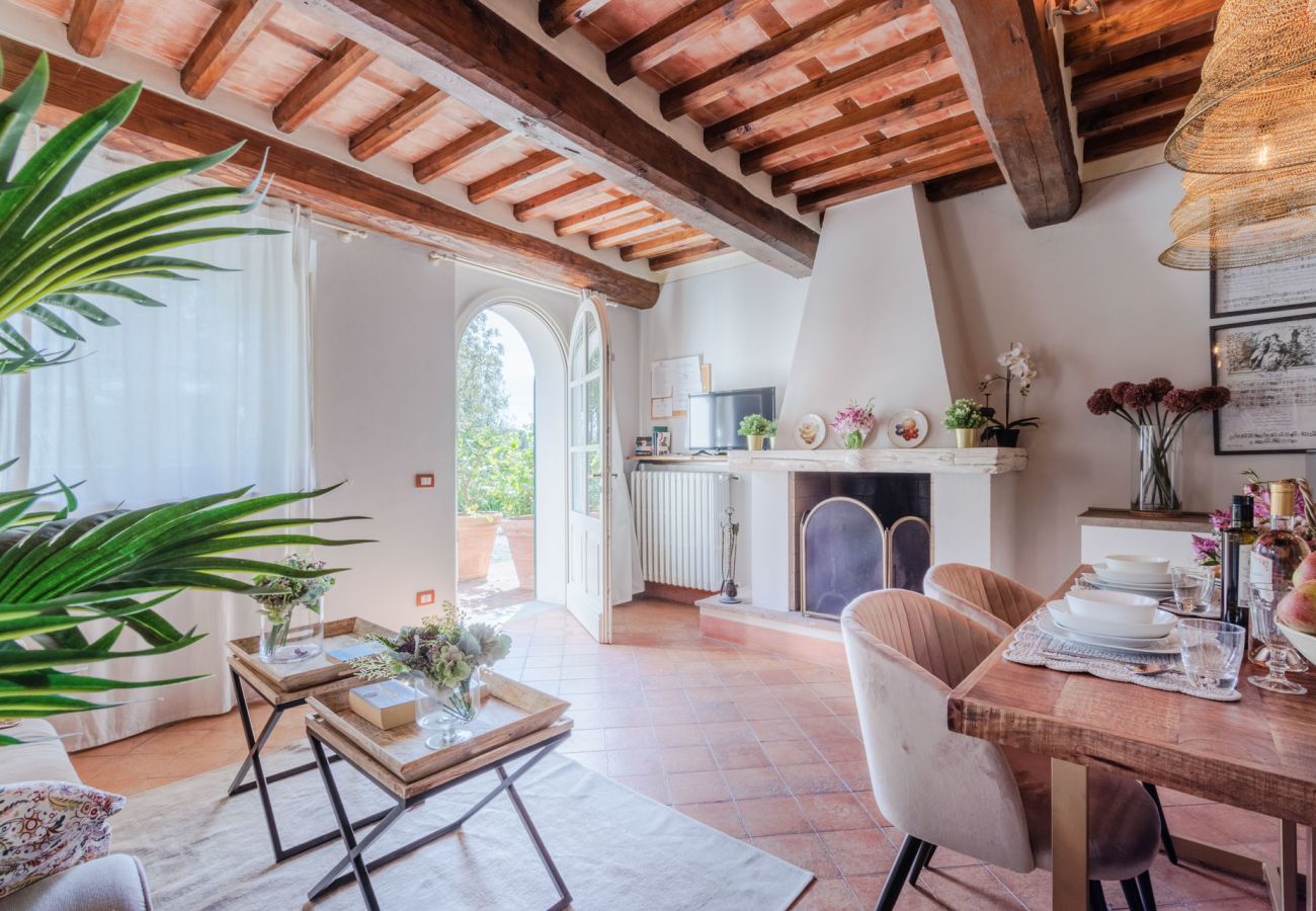 Appartamento a Monte San quirico - Jacopo Farmhouse Apartment in Wine Resort in Lucca