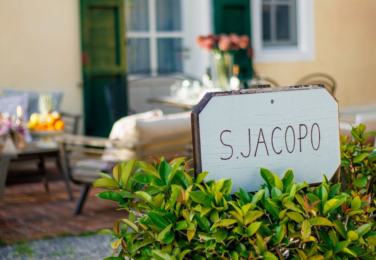 Appartamento a Monte San quirico - Jacopo Farmhouse Apartment in Wine Resort in Lucca