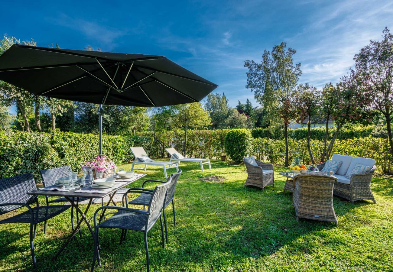 Appartamento a Monte San quirico - Pietro Farmhouse Apartment in Wine Resort in Lucca