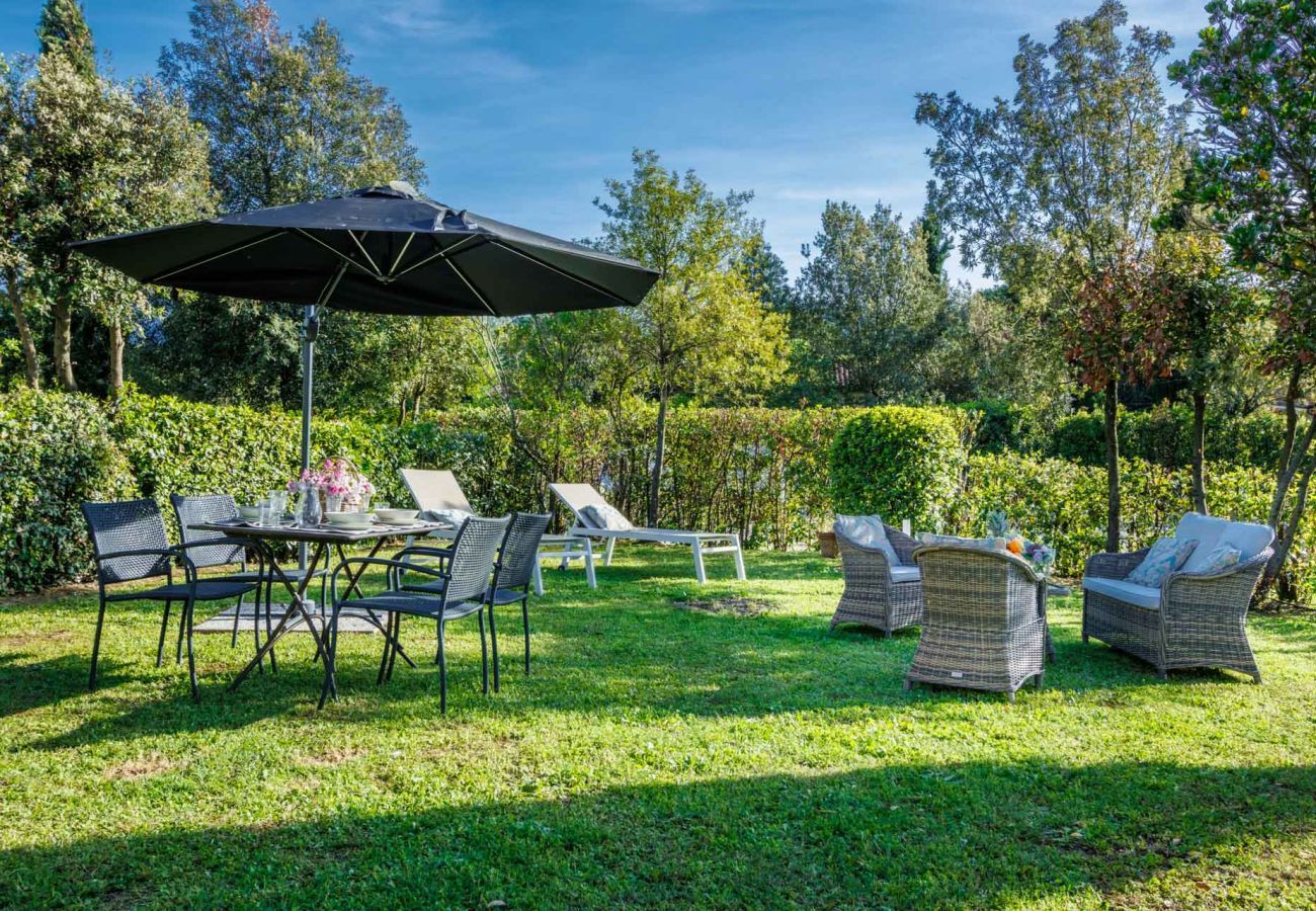 Appartamento a Monte San quirico - Pietro Farmhouse Apartment in Wine Resort in Lucca