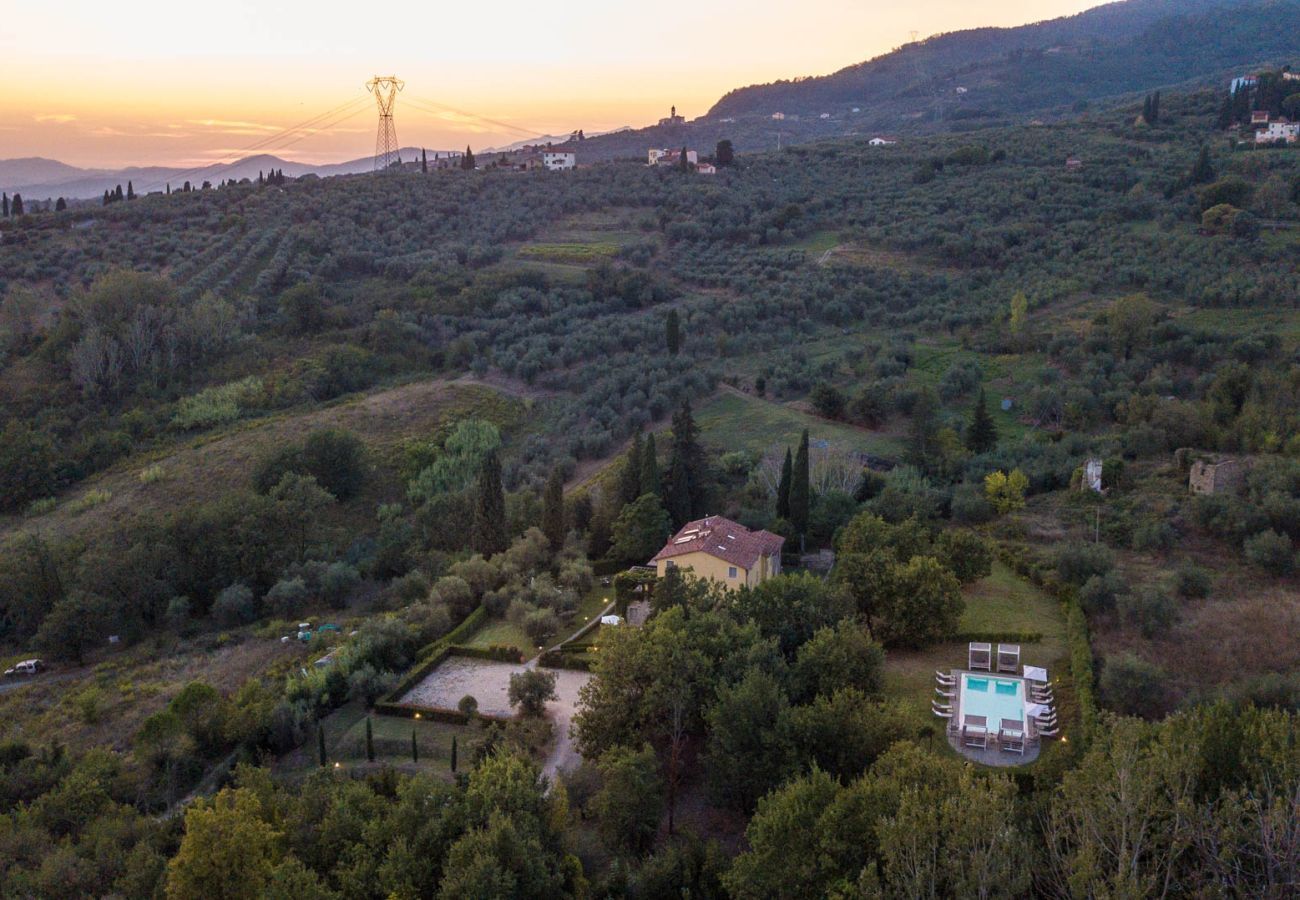 Appartamento a San Gennaro - Casa Lucchese, a farmhouse apartment with pool on the hills of Lucca