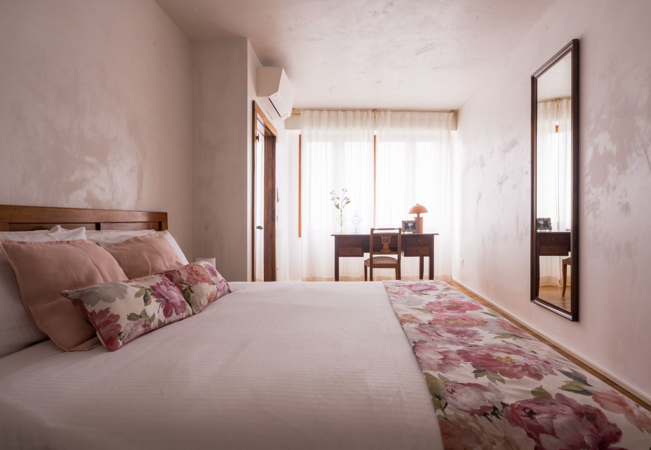 Appartamento a Venezia - Venetian Palace Mauve Apartment R&R