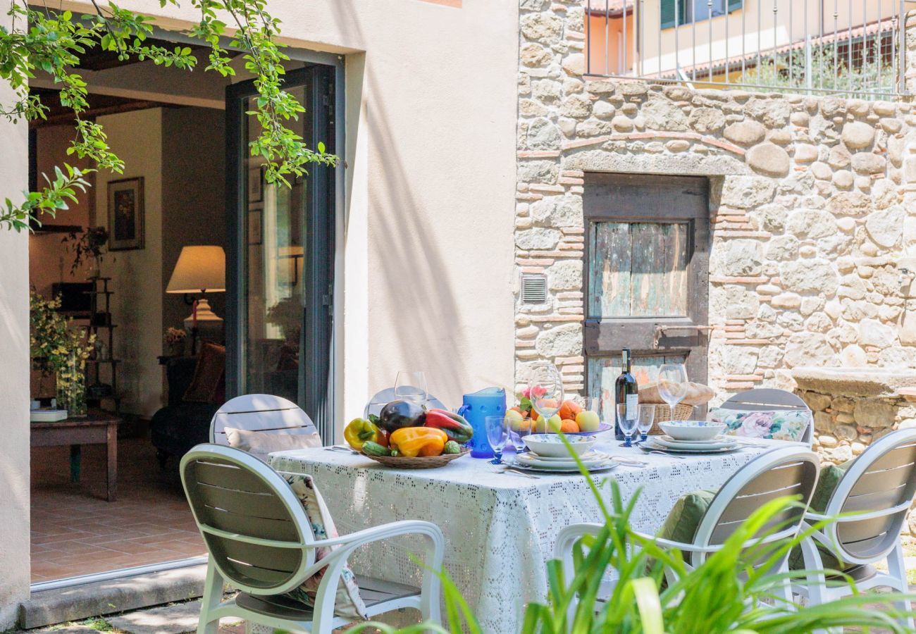 Villa a Piano di Coreglia - La Vaseria Country House with Secret Garden