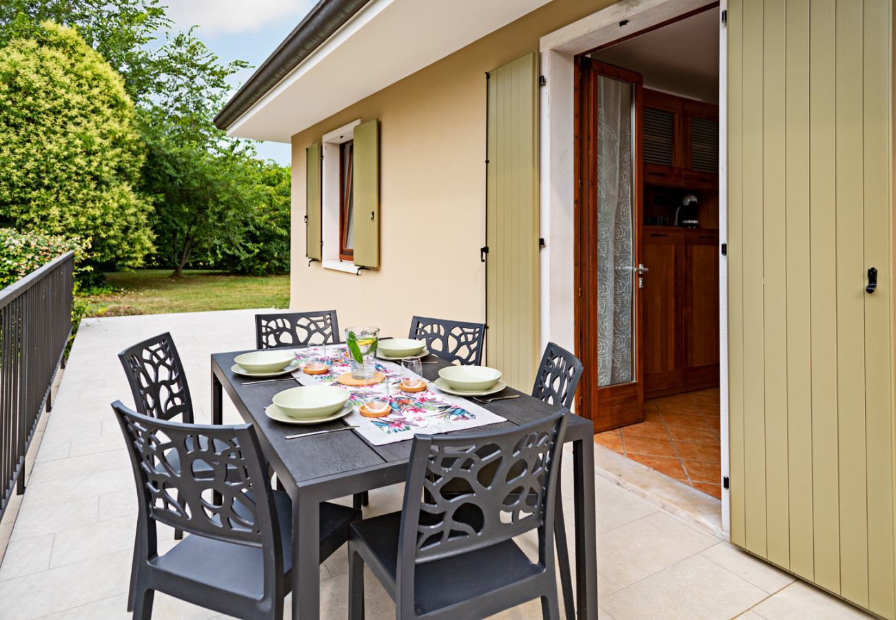 Villetta a Costermano - Regarda - Villa Ida, appartamento Rodole con piscina, aria condinata