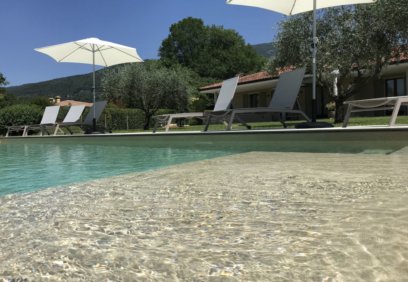 Villetta a Costermano - Regarda - Villa Ida, appartamento Rodole con piscina, aria condinata