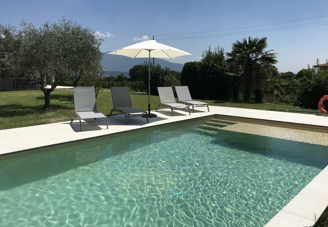 Villetta a Costermano - Regarda - Villa Ida, appartamento Giarole con piscina ed aria condizionata