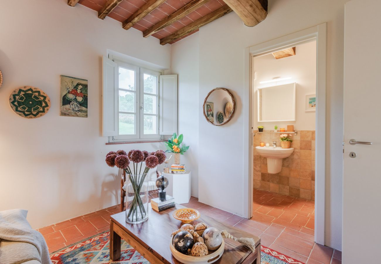 Appartamento a San Gennaro - Casa Bellavista at Il Borghetto Farmhouse, smart, convenient rental home with shared pool in Lucca