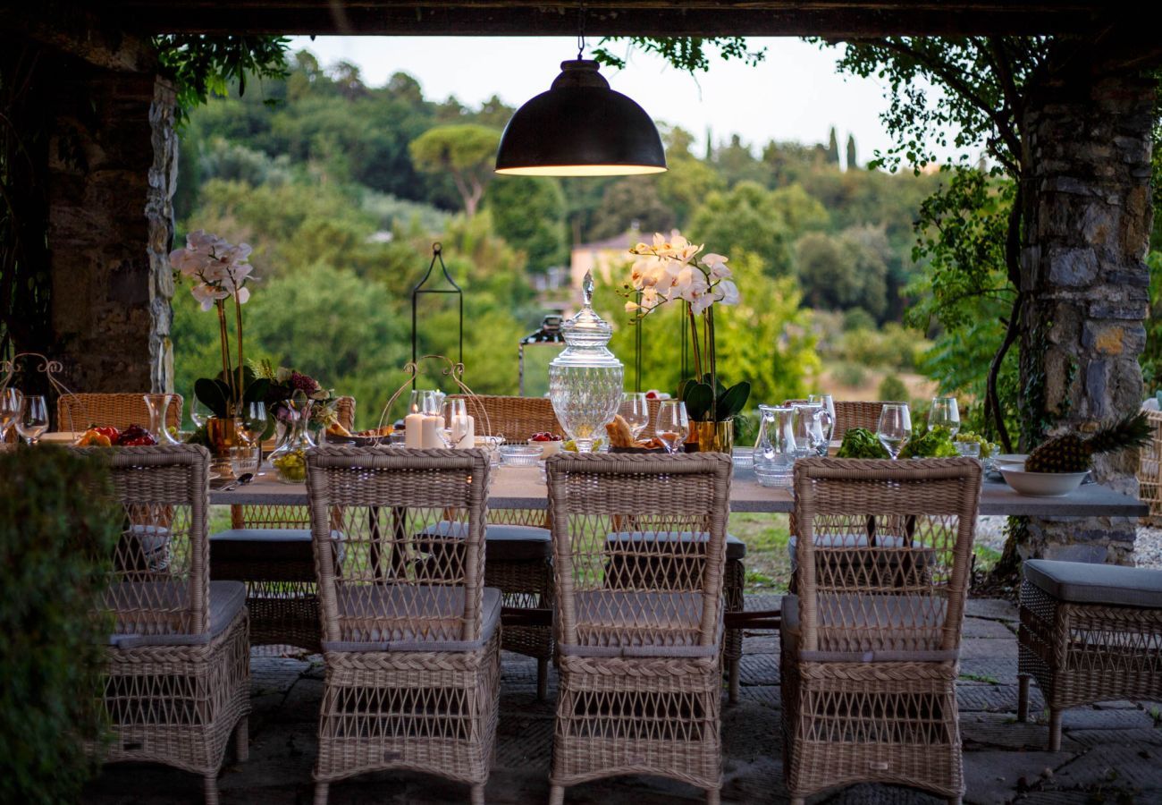 Villa a Lucca - Villa Francigena Luxury 10 bedroom Farmhouse Villa