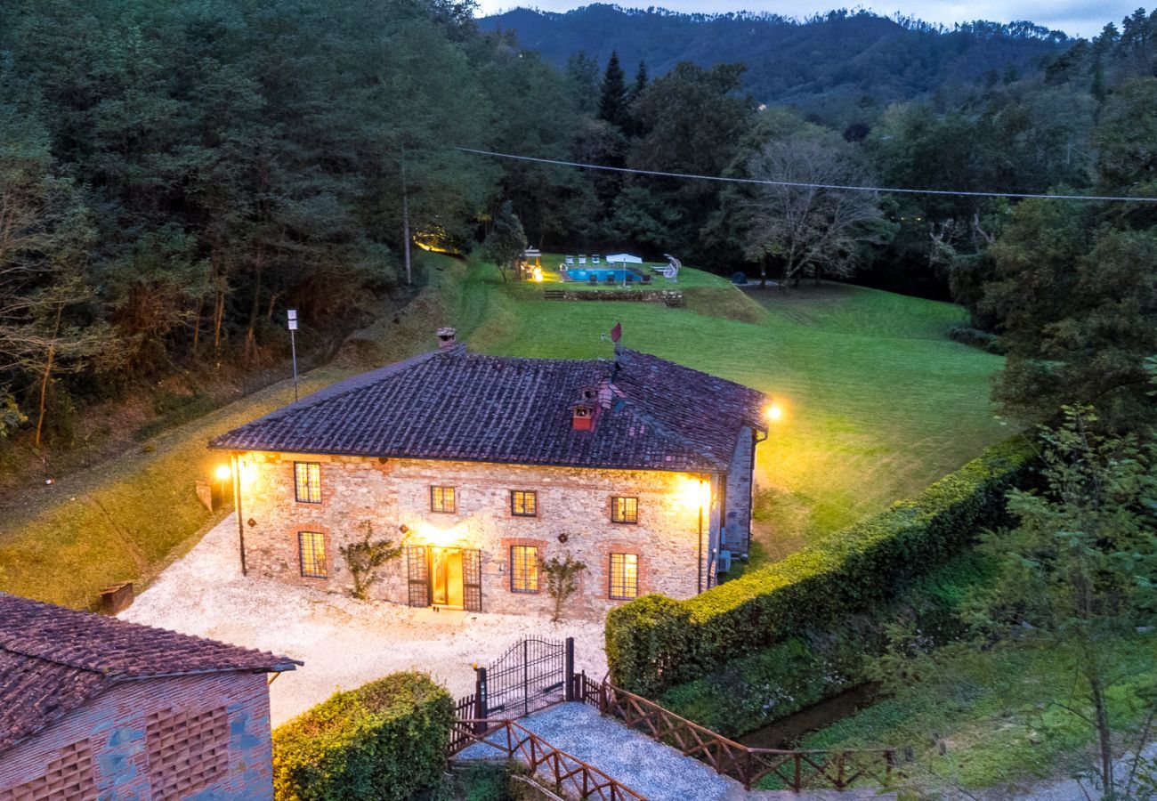 Villa a San Macario In Piano - The Tuscan Mill Farmhouse: Where Timeless Charm Meets Modern Tranquility