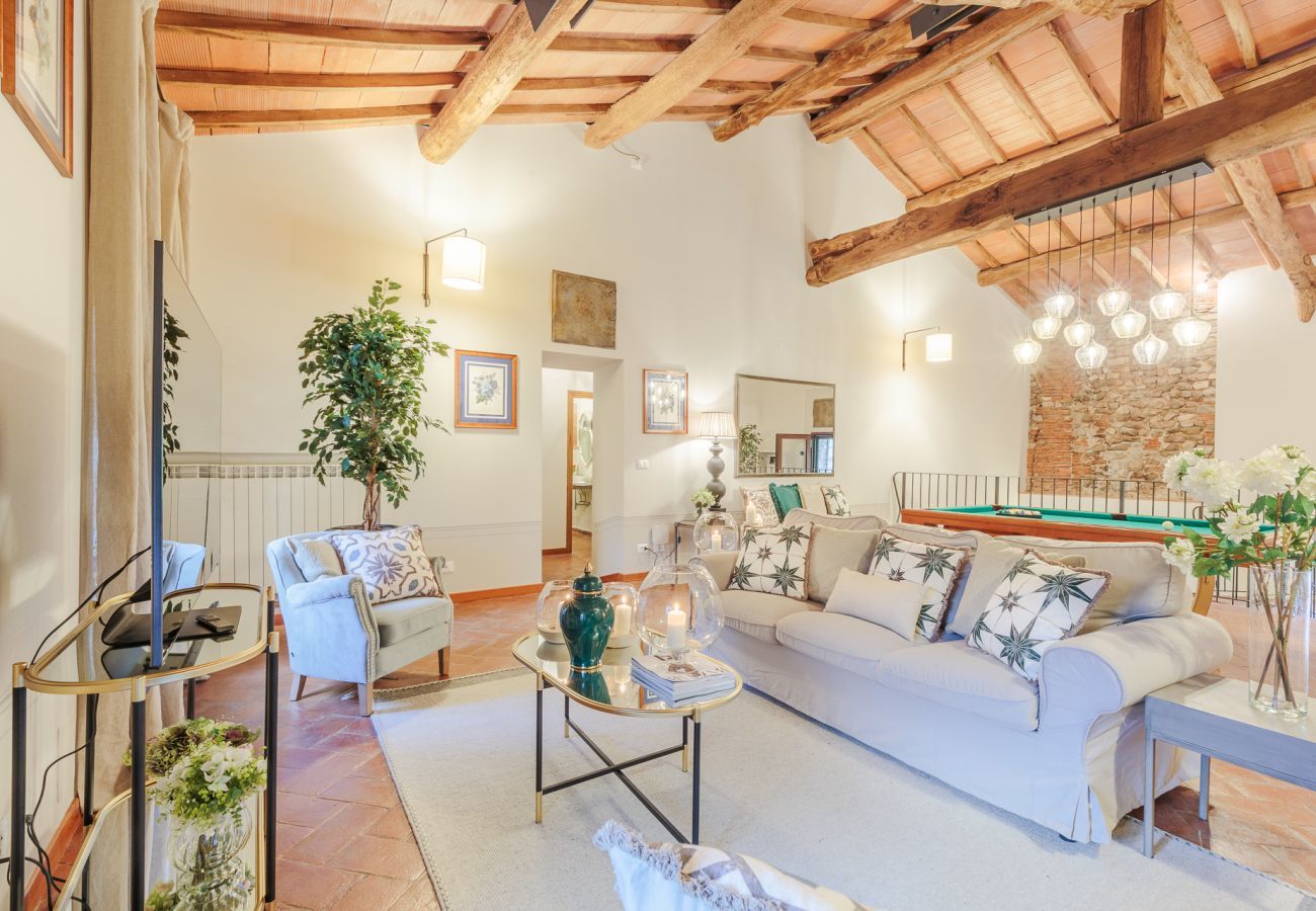 Villa a San Macario In Piano - The Tuscan Mill Farmhouse: Where Timeless Charm Meets Modern Tranquility