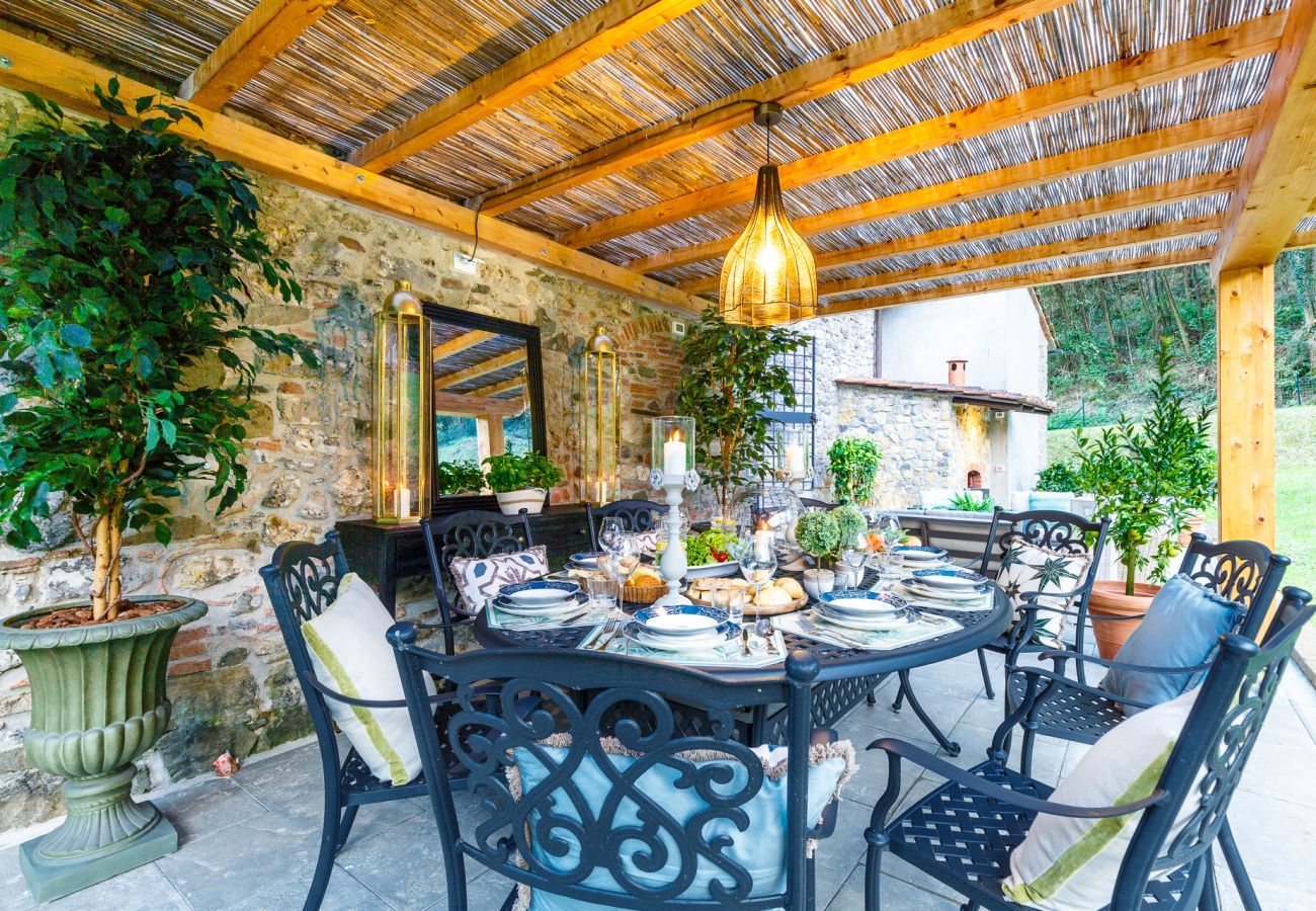 Villa a San Macario In Piano - The Tuscan Mill Farmhouse: Where Timeless Charm Meets Modern Tranquility