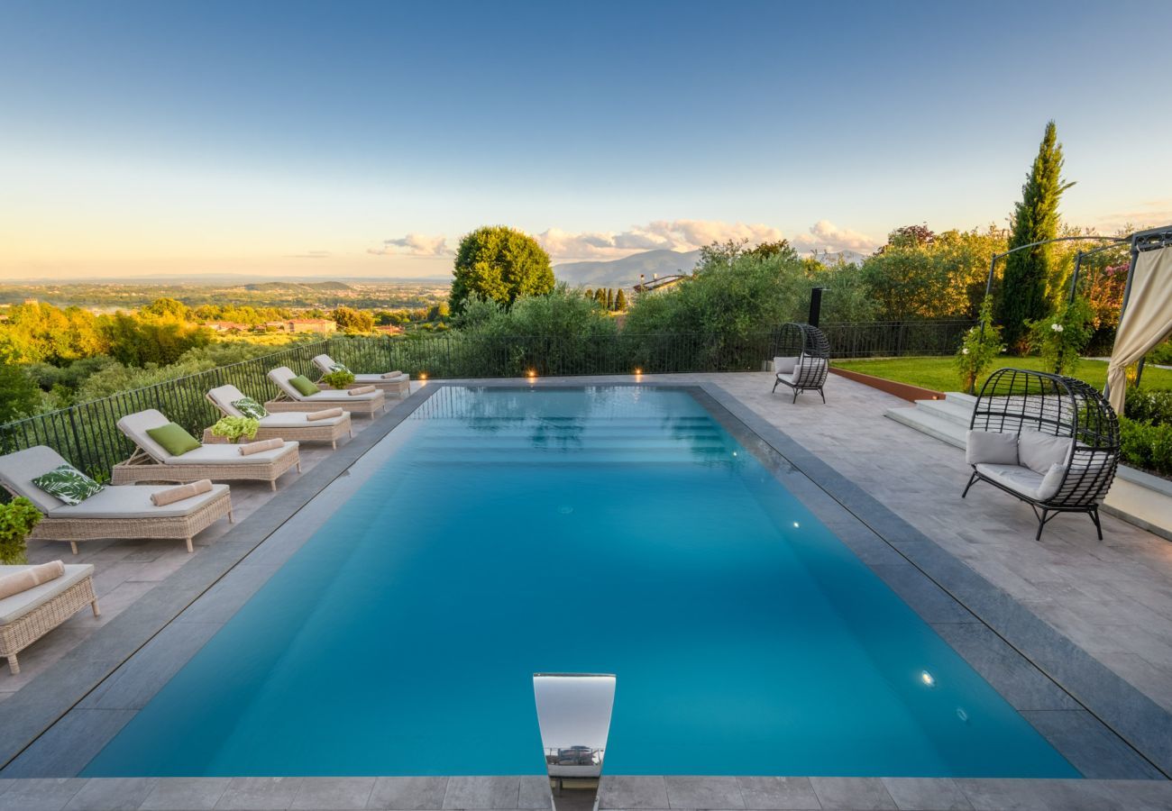 Villa a Segromigno in Monte - Luxury 7 Bedrooms Villa with Pool, SPA and Limitless Views