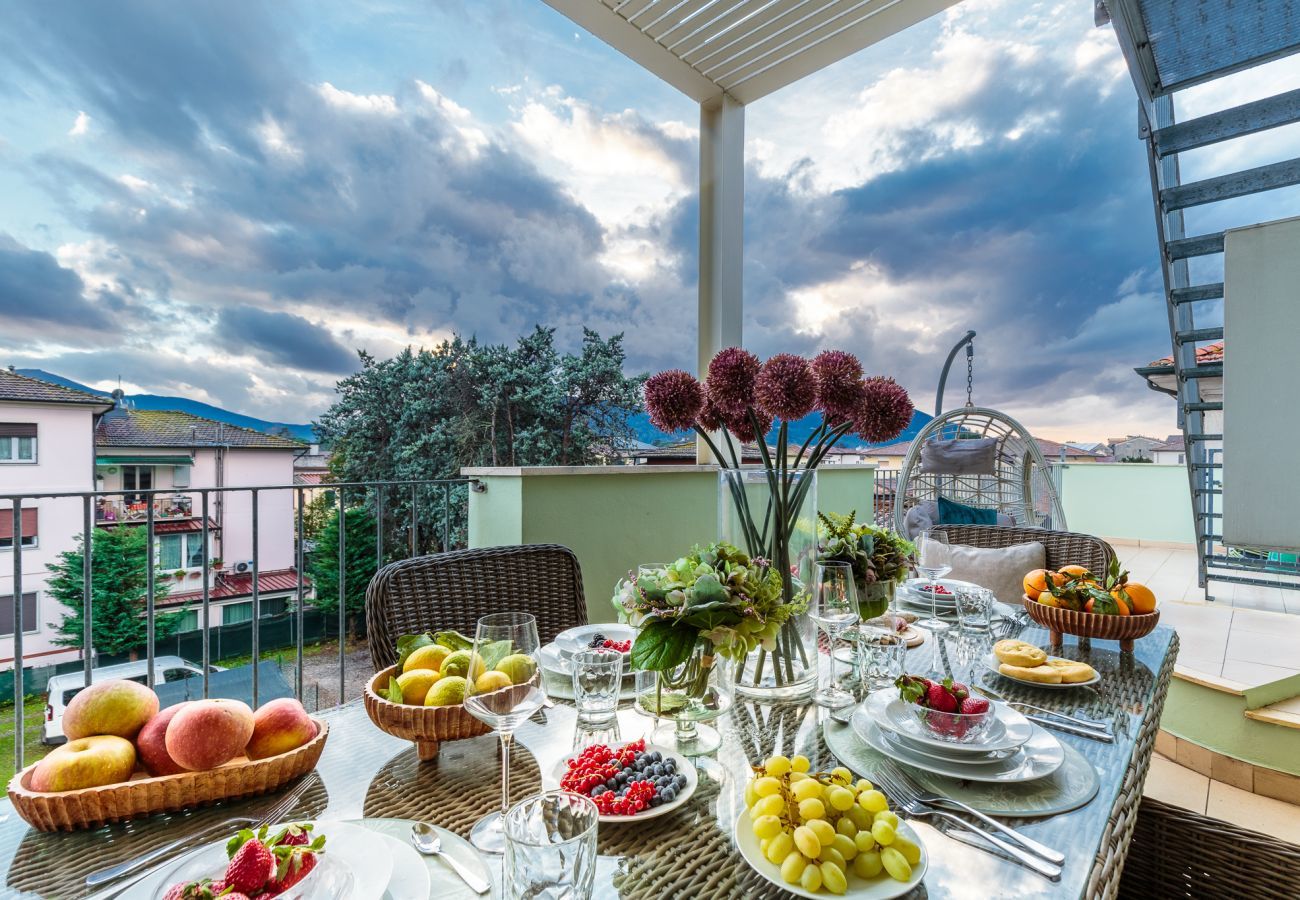 Appartamento a Lucca - Serenity Vista Penthouse with Terrace in the City Centre of Lucca