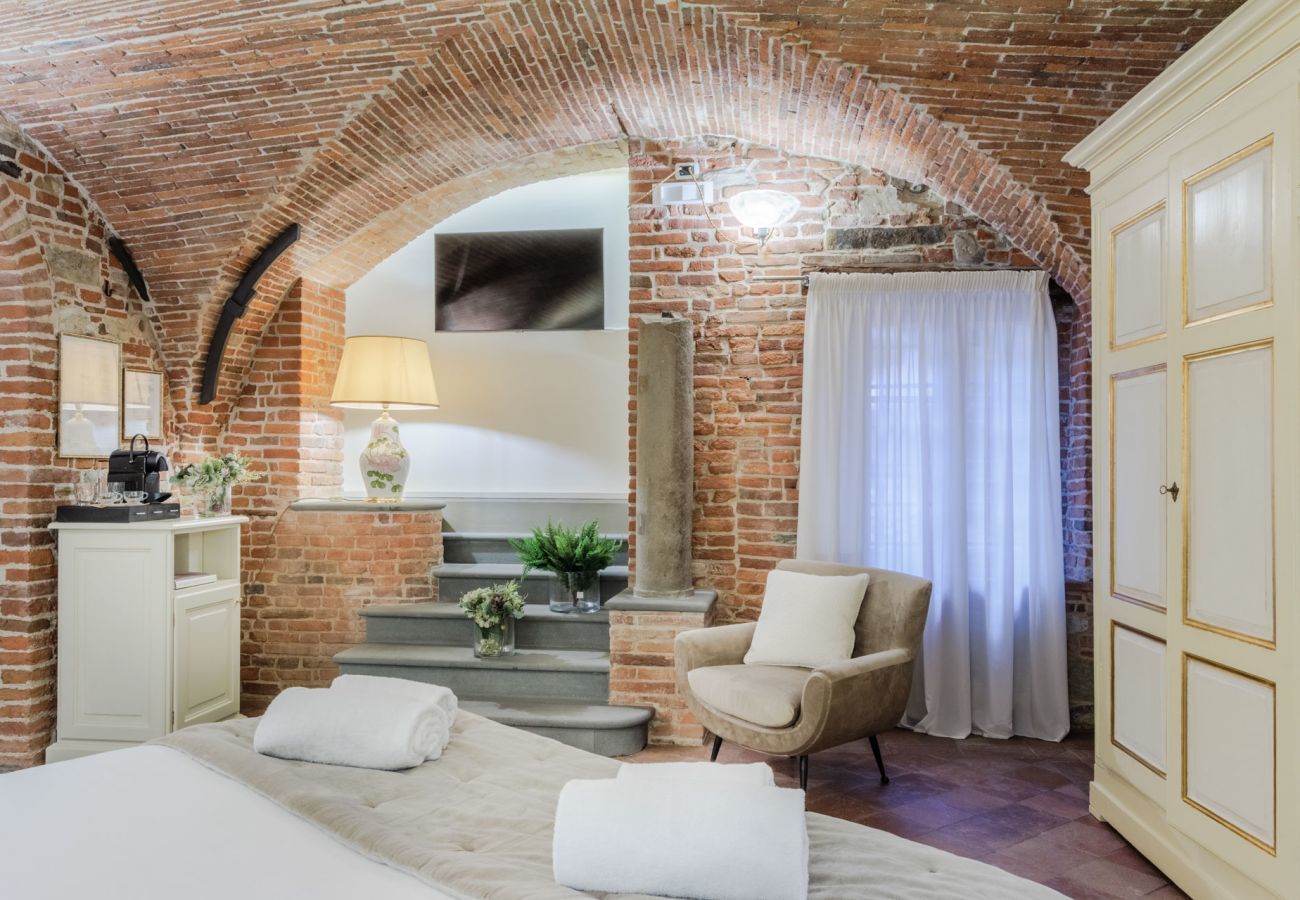 Appartamento a Lucca - The Lucca Heritage Retreat, a Spacious Home with Outdoor inside the Walls of Lucca