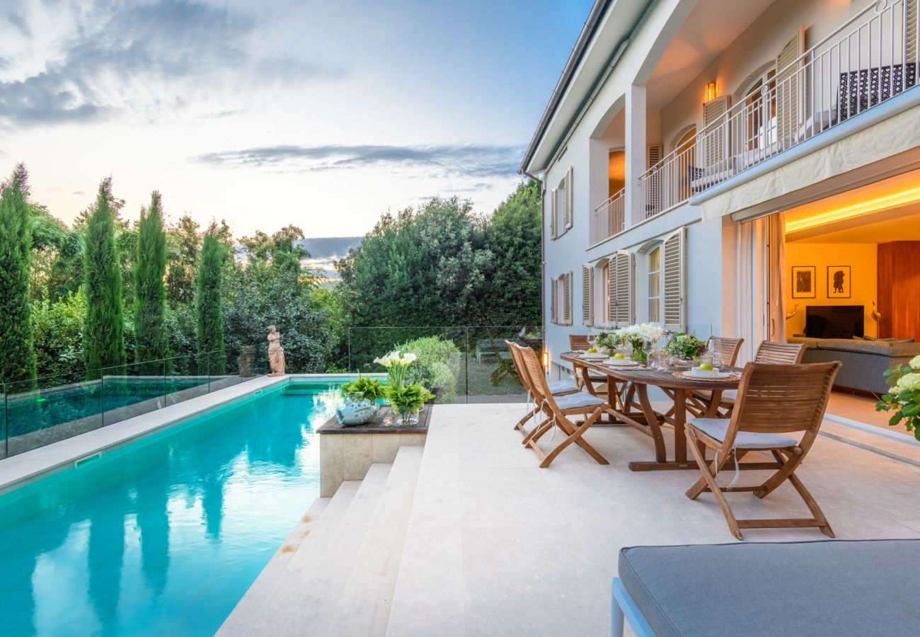 Villa a Lucca - Villa Ivona Modern Luxury Classic Villa with Private Pool and panoramic views in 3 kms from Lucca Walls