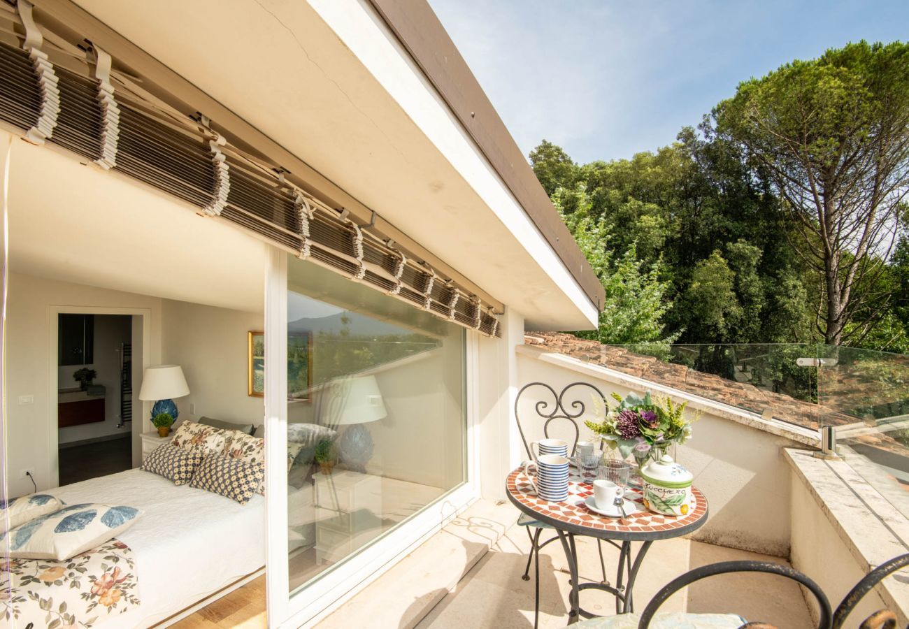 Villa a Lucca - Villa Ivona Modern Luxury Classic Villa with Private Pool and panoramic views in 3 kms from Lucca Walls