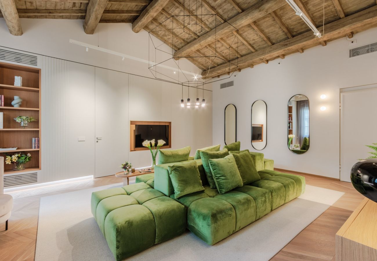 Appartamento a Lucca - Casa Silvestro Modern Spacious 3 Bedrooms Luxury Apartment inside the Walls of Lucca