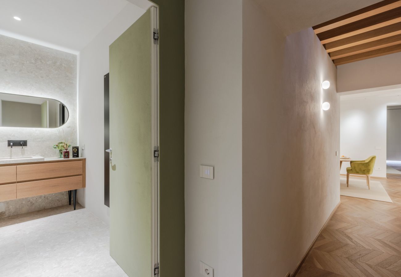 Appartamento a Lucca - Casa Silvestro Modern Spacious 3 Bedrooms Luxury Apartment inside the Walls of Lucca