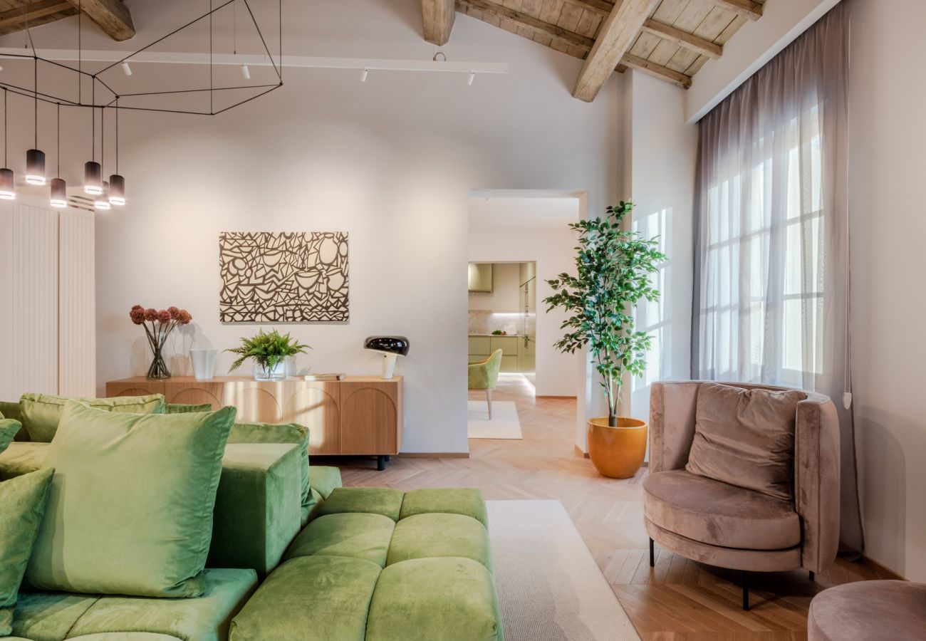 Appartamento a Lucca - Casa Silvestro Modern Spacious 3 Bedrooms Luxury Apartment inside the Walls of Lucca