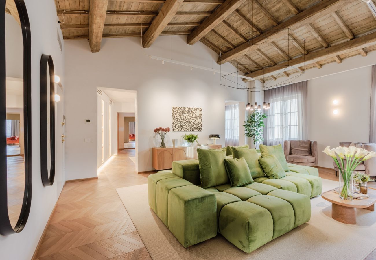 Appartamento a Lucca - Casa Silvestro Modern Spacious 3 Bedrooms Luxury Apartment inside the Walls of Lucca