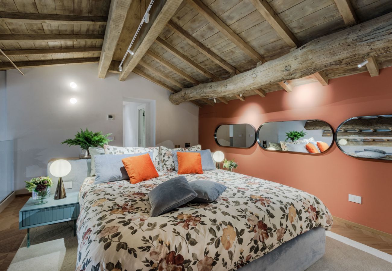 Appartamento a Lucca - Victory Penthouse Contemporary 3 Bedroom Luxury Apartment with Balcony in Lucca