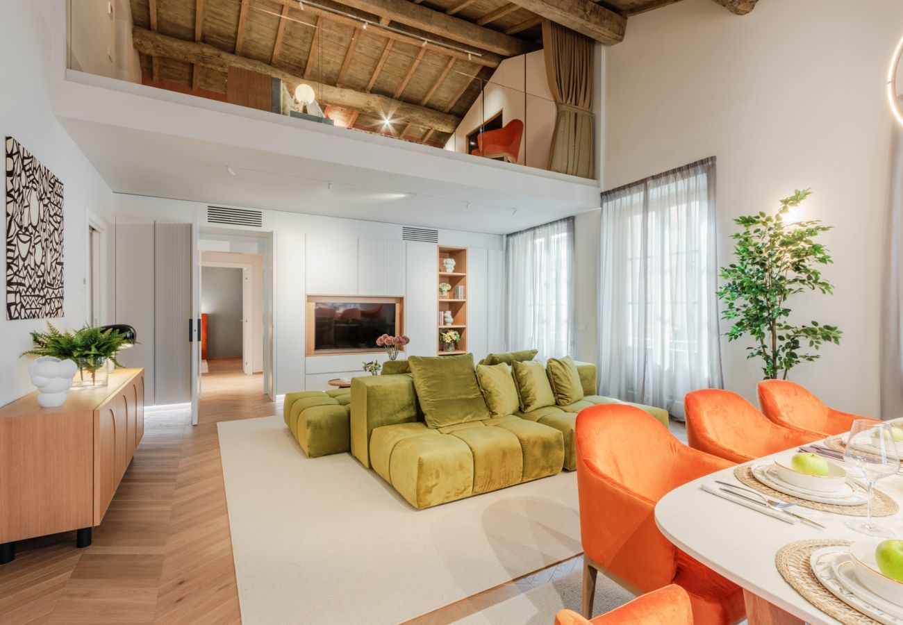 Appartamento a Lucca - Victory Penthouse Contemporary 3 Bedroom Luxury Apartment with Balcony in Lucca