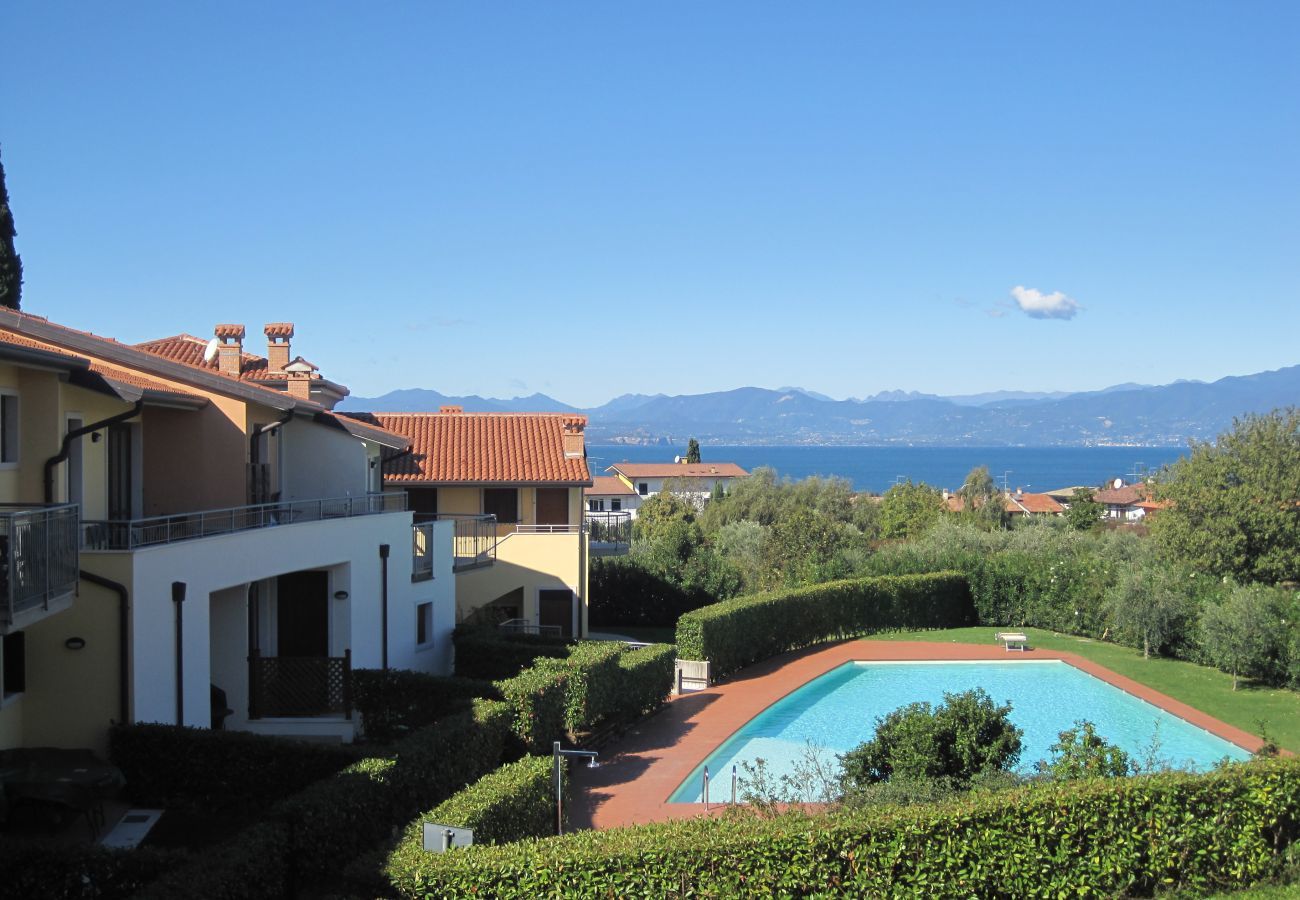 Appartamento a Lazise - Regarda - appartamento Miralago 2 con piscina e vista lago, animali ammessi