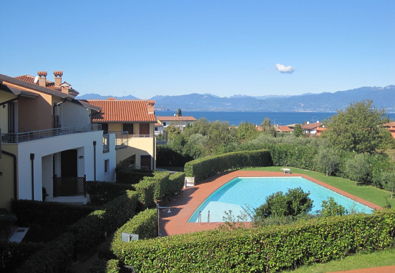 Appartamento a Lazise - Regarda - appartamento Miralago 2 con piscina e vista lago, animali ammessi