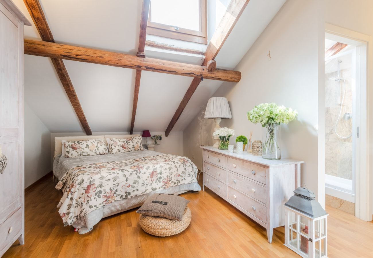 Appartamento a Lucca - 3 bedrooms Toproof Penthouse with Elevator in Lucca Town Centre