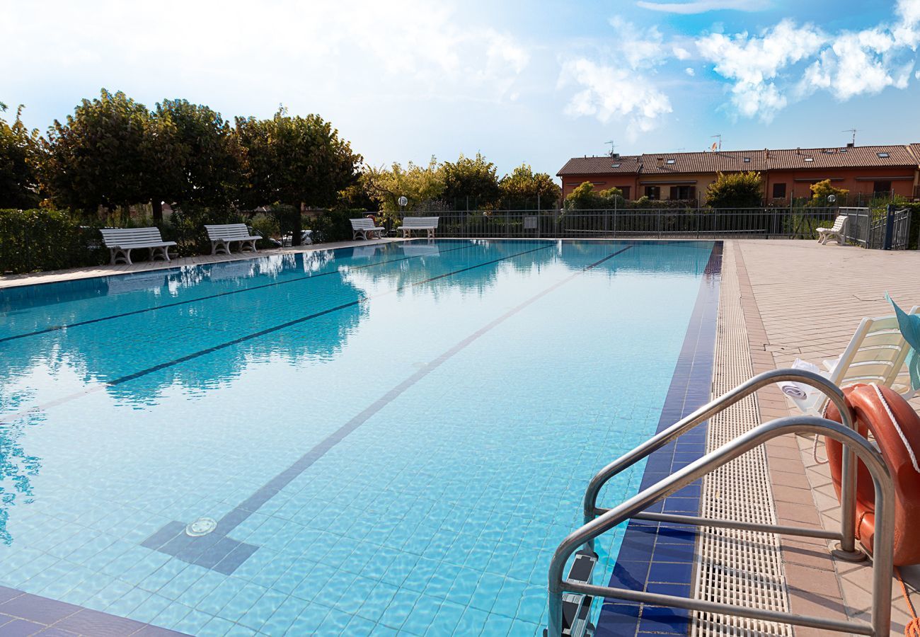 Appartamento a Lazise - Regarda - Apartment Markus con piscina, wifi, giardino, tennis