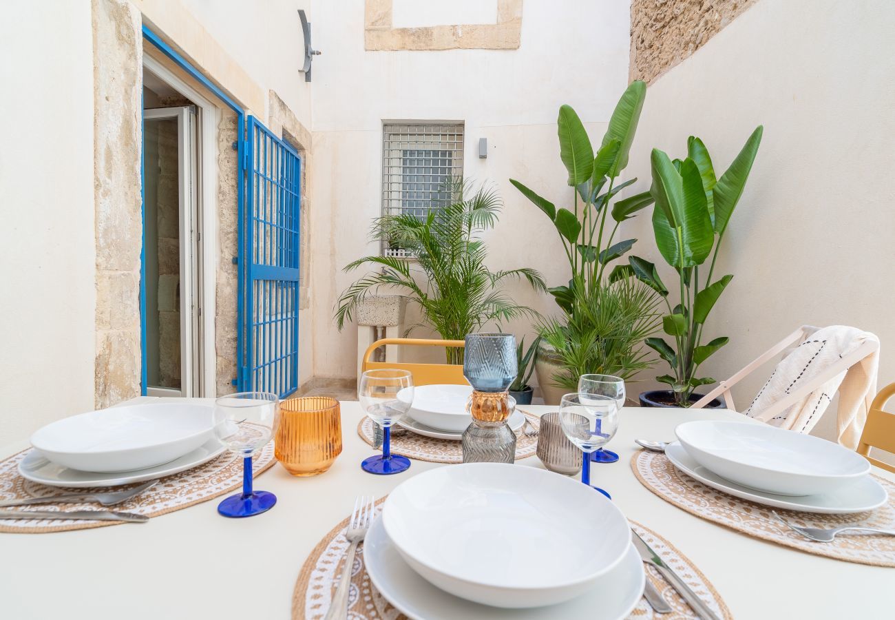 Appartamento a Siracusa - Cortile Giudecca  by Dimore in Sicily