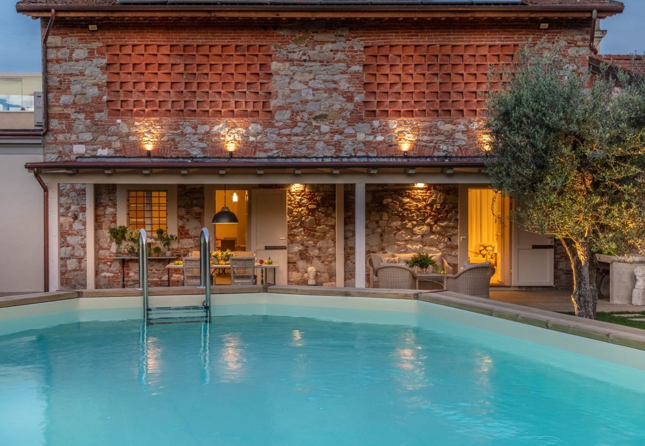 Villa a Lucca - Charming City-Centre Farmhouse with Private Pool in Lucca