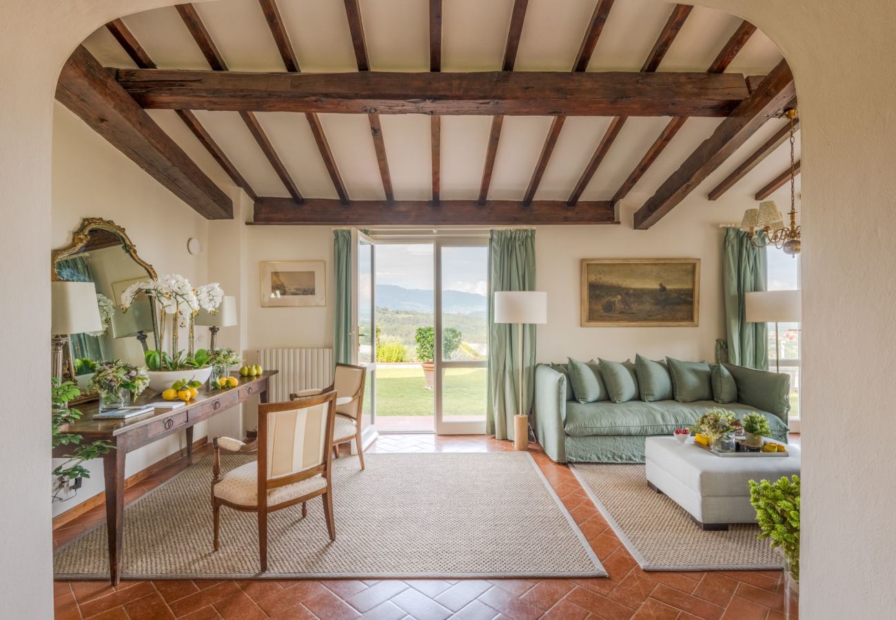 Villa a Lucca - Fairytale Farmhouse Villa with Views and Pool