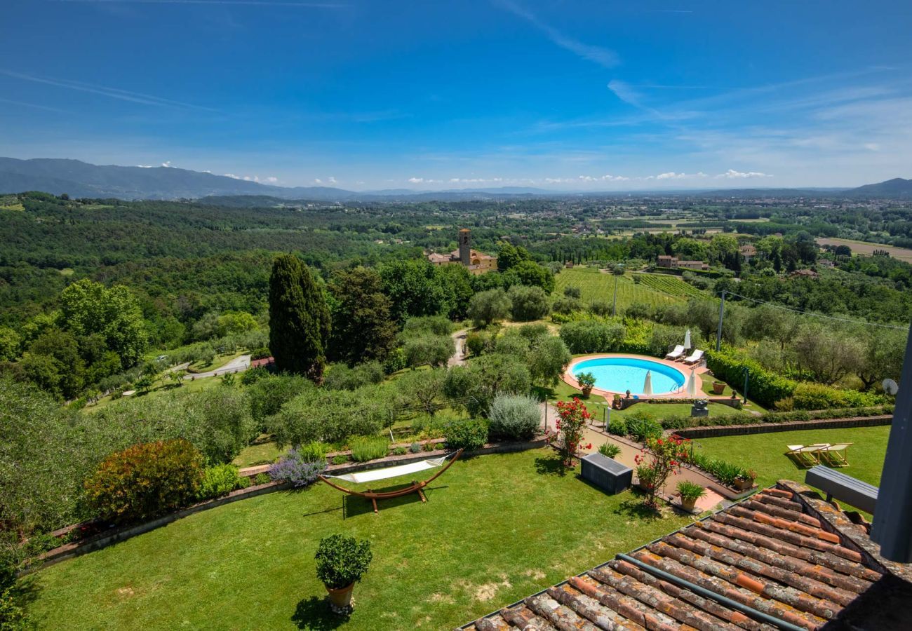 Villa a Lucca - Fairytale Farmhouse Villa with Views and Pool